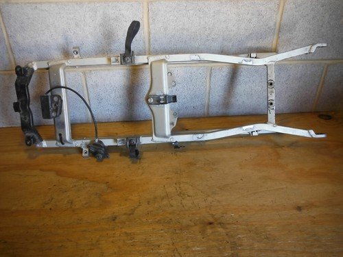 00 KAWASAKI ZX600 ZX6 NINJA ZX6R SUBFRAME SUB FRAME
