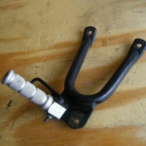93 FZR600R FZR 600 REAR FOOTPEG FOOT PEG REST 1993 YAMAHA