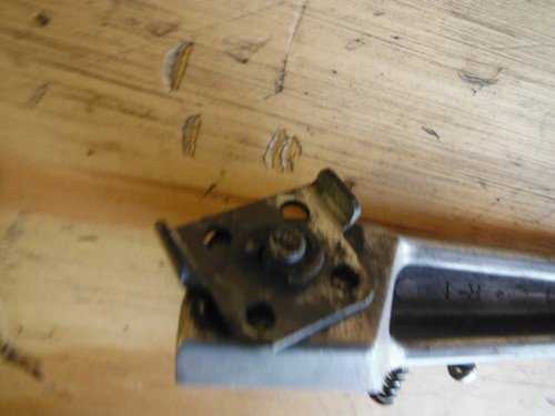 01 ZX600J ZX 600 ZX6R NINJA FOOTPEG FOOT PEG REST - Image 3