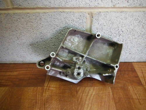 83 SUZUKI GR 650 GR650 ENGINE SIDE COVER - Image 3