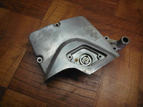 83 SUZUKI GR 650 GR650 ENGINE SIDE COVER - Image 6