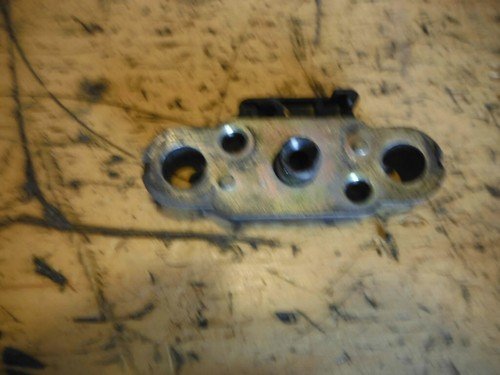 08 SUZUKI GS500 GS E F 500 SEAT LATCH only 2,329 miles - Image 2