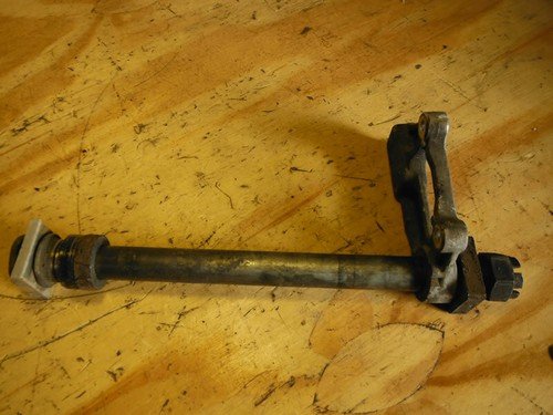 01 ZX600J ZX 600 ZX6R ZX6 KAWASAKI NINJA WHEEL AXLE AXEL BOLT #96