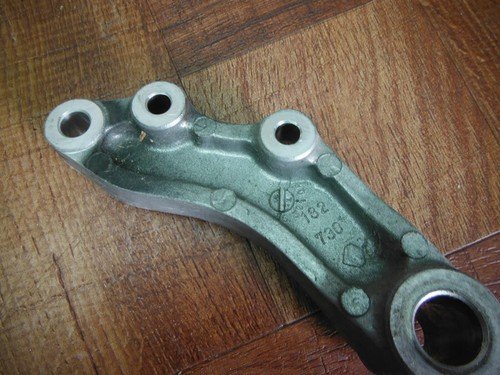 2007 KAWASAKI NINJA EX250 EX 250 R EX250R CALIPER MOUNT BRACKET Low 3K miles - Image 2