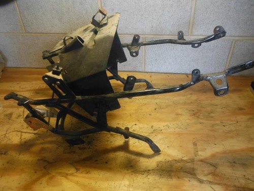 86-93 XVZ 1300 XVZ13 D VENTURE ROYALE FAIRING STAY MOUNT BRACKET - Image 2