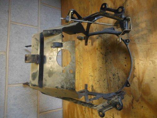 86-93 XVZ 1300 XVZ13 D VENTURE ROYALE FAIRING STAY MOUNT BRACKET - Image 6