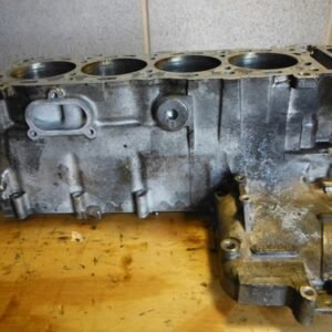 00-03 GSXR GSX-R GSX R 750 ENGINE CYLINDER BLOCK CRANK CASE