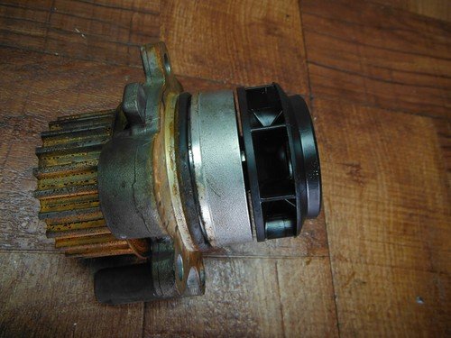 06-09 VW PASSAT KOMFORT 2.0L TURBO EOS GTI JETTA WATER PUMP 06A121031C - Image 3