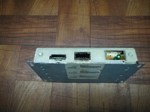 06-10 VW PASSAT SATELLITE RADIO MODULE 8E0 035 593 H USED OEM - Image 2