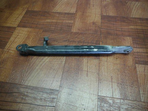 80 81 82 83 HONDA GL1100 GOLDWING CALIPER ROD BAR TORQUE STAND BRACKET - Image 2