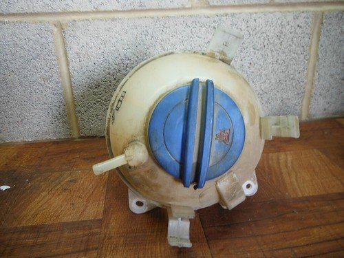 06-10 VW PASSAT 05-16 Jetta OEM Coolant Reservoir Tank Cap Overflow - Image 6