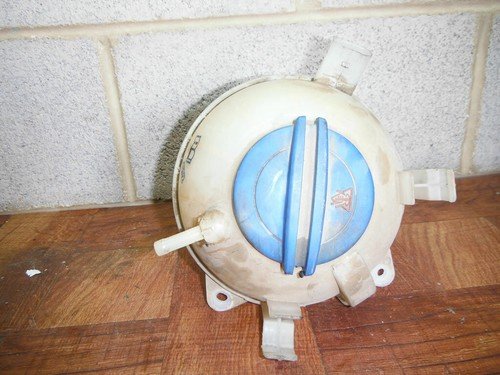 06-10 VW PASSAT 05-16 Jetta OEM Coolant Reservoir Tank Cap Overflow - Image 7