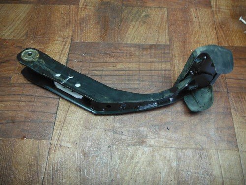 06-10 VW PASSAT KOMFORT 2.0 TURBO BRAKE PEDAL