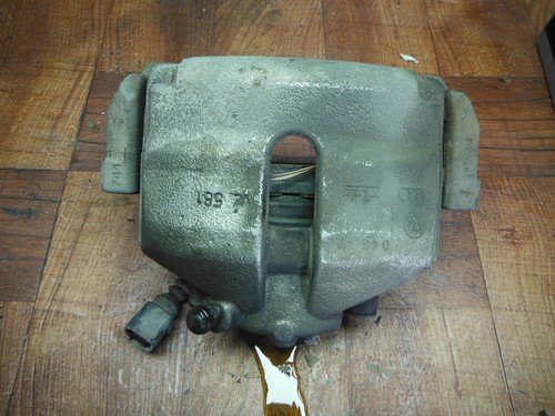 06-10 VW PASSAT KOMFORT 2.0 TURBO FRONT RIGHT CALIPER - Image 5
