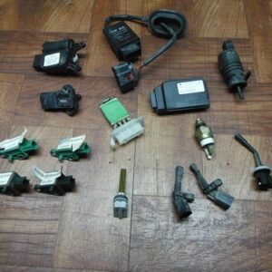 06-10 VW PASSAT CONTROL UNIT PRESSURE SENSOR RELAY SERVO MOTOR LOT