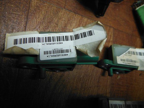 06-10 VW PASSAT CONTROL UNIT PRESSURE SENSOR RELAY SERVO MOTOR LOT - Image 7