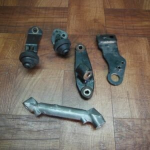 06-10 VW PASSAT KOMFORT MOUNT BRACKET STAY TRIM HOLDER SET MISC