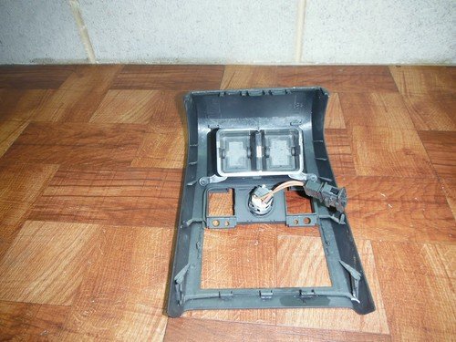 06-10 VW PASSAT CC Rear Center air vent panel console trim panel cover - Image 6