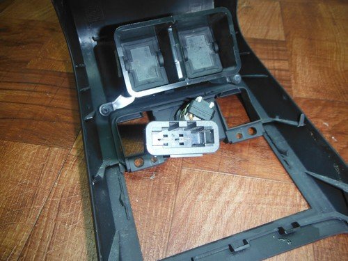 06-10 VW PASSAT CC Rear Center air vent panel console trim panel cover - Image 9