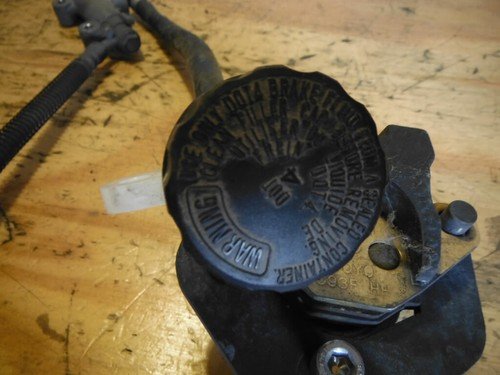 2009 KAWASAKI NINJA EX500 EX 500 BRAKE MASTER CYLINDER CALIPER - Image 8