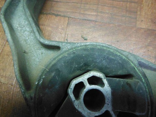 05-10 COBALT COUPE PONTIAC G5 GM OEM Engine Motor Mount Torque Strut - Image 4