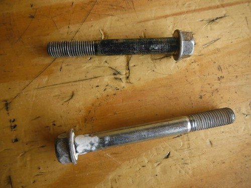 02 VTR1000F VTR1000 ENGINE MOUNT BOLT AXLE AXEL SUPERHAWK HONDA - Image 2