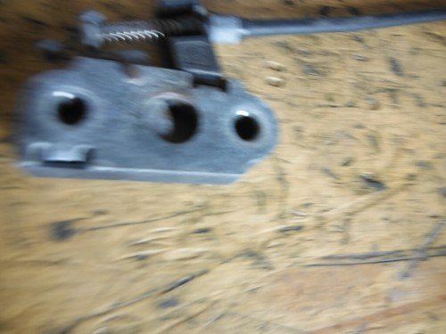 97 TRIUMPH DAYTONA 955 955i T595 REAR SEAT LATCH & CABLE OEM - Image 3