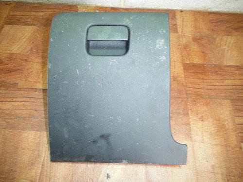 06-10 VW PASSAT OEM DASH LEFT STORAGE GLOVE BOX COMPARTMET DOOR CUBBY - Image 3