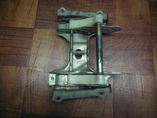 2005 HONDA ST13000 ST 1300 ST1300 SEAT MOUNT BRACKET LATCH Fast Shipper
