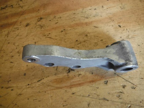 1998-2007 KAWASAKI EX250 Ninja EX 250R CALIPER MOUNT BRACKET STAY - Image 4