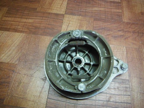 83 SUZUKI GR 650 GR650 BRAKE DRUM - Image 3