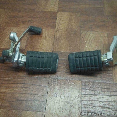 1984 1985 honda v30 vf500 VF 500 magna FRONT FOOT RESTS PEGS STEPS SET PAIR 5063