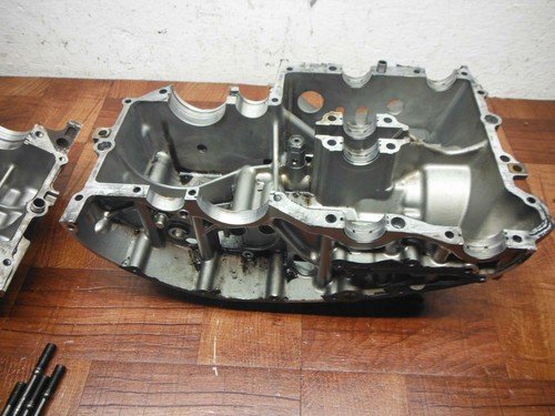suzuki gs500 gs500e gs500f ENGINE MOTOR CRANKCASE CRANK CASES BLOCK 11301-44891 - Image 5