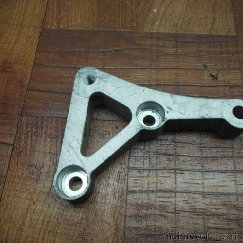 yamaha 03-05 yzf r6 06-09 r6s OEM ENGINE MOUNT MOTOR BRACKET 5SL-21283-00-00