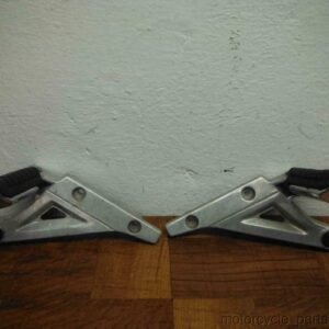 1984 1985 honda v30 magna VF500 VF 500 REAR FOOT RESTS PEGS STEPS SET PAIR 50680