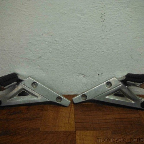 1984 1985 honda v30 magna VF500 VF 500 REAR FOOT RESTS PEGS STEPS SET PAIR 50680