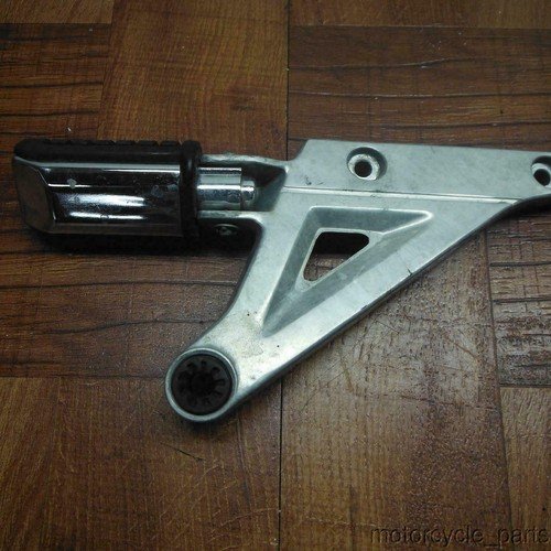 1984 1985 honda v30 magna VF500 VF 500 REAR FOOT RESTS PEGS STEPS SET PAIR 50680 - Image 5