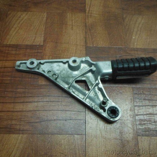 1984 1985 honda v30 magna VF500 VF 500 REAR FOOT RESTS PEGS STEPS SET PAIR 50680 - Image 6