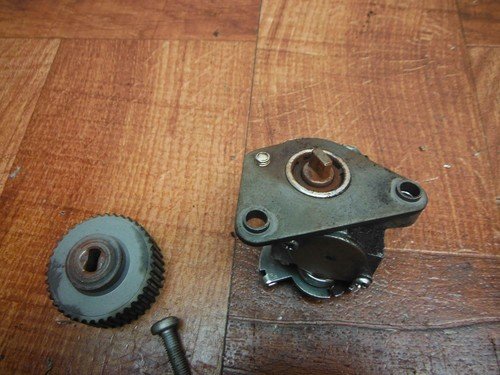 2013 aprilia sr50 sr50r SR 50 R ENGINE OIL PUMP W GEAR - Image 6
