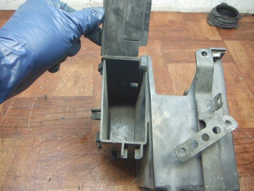 honda BATTERY TRAY BOX HOLDER 50325-MCH-000 - Image 8