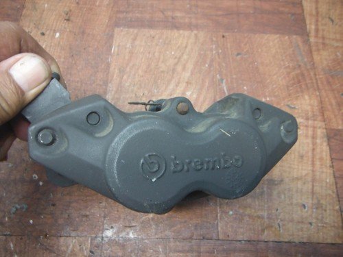 2004 bmw r1150rt RIGHT LEFT FRONT BRAKE CALIPER SET PAIR CALIPERS W PADS BREMBO - Image 10