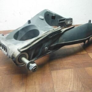 2015 13-16 ABS triumph street triple REAR SWING ARM SWINGARM AXLE BOLT