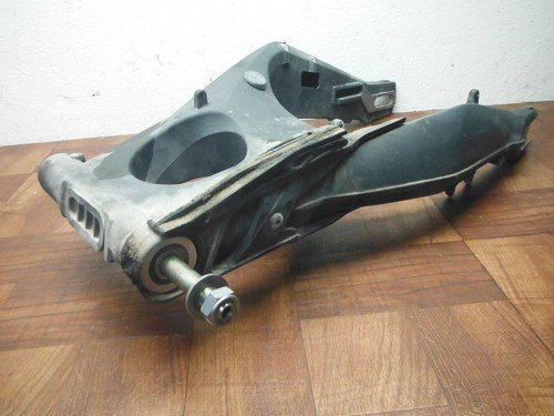 2015 13-16 ABS triumph street triple REAR SWING ARM SWINGARM AXLE BOLT