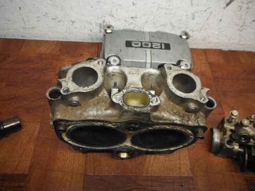 1987 honda goldwing 1200 ENGINE TOP END CYLINDER HEAD CAMSHAFT CAM SHAFT VALVE R - Image 10