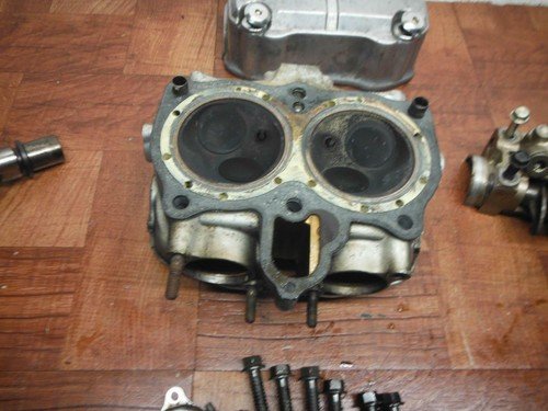 1987 honda goldwing 1200 ENGINE TOP END CYLINDER HEAD CAMSHAFT CAM SHAFT VALVE R - Image 11