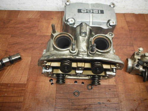 1987 honda goldwing 1200 ENGINE TOP END CYLINDER HEAD CAMSHAFT CAM SHAFT VALVE R - Image 12