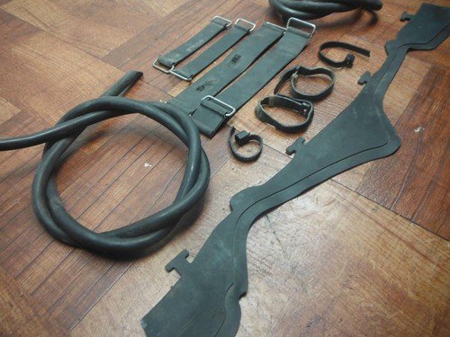 yamaha 1993 1994 gts1000a TAIL UNDERTAIL BATTERY BAND MISC HOLDER - Image 5