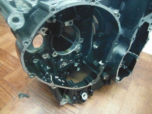 2015 13-16 triumph street triple ENGINE CRANKCASE CRANK CASE CYLINDER - Image 9