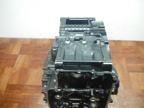 2015 13-16 triumph street triple ENGINE CRANKCASE CRANK CASE CYLINDER - Image 10