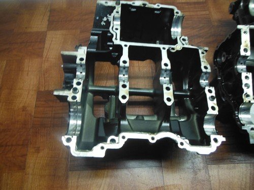 2015 13-16 triumph street triple ENGINE CRANKCASE CRANK CASE CYLINDER - Image 12